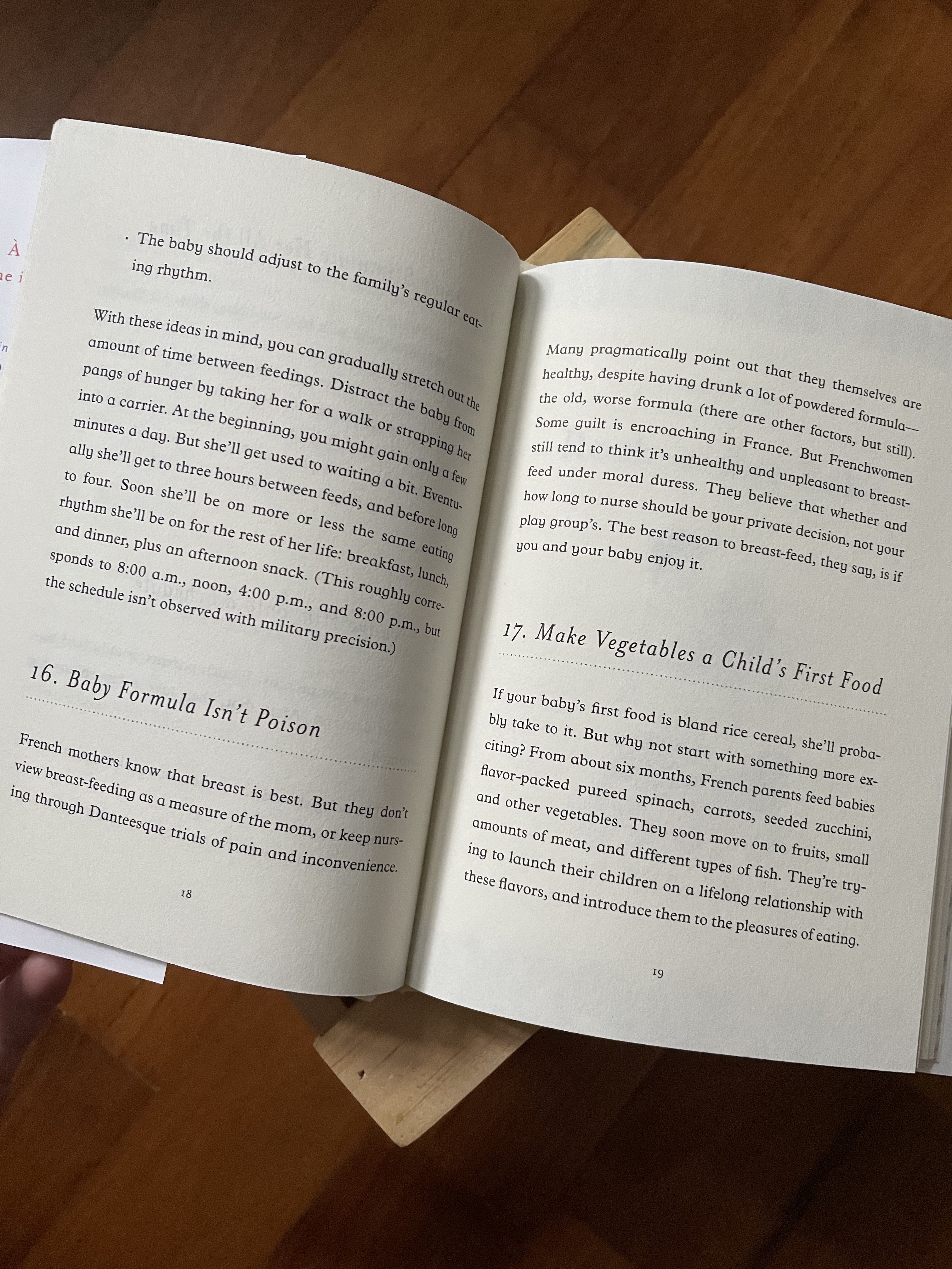 Bébé Day By Day by Pamela Druckerman - Happyness